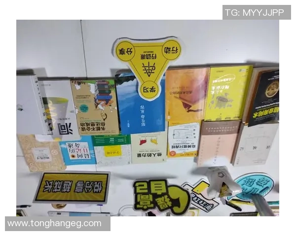 武汉篮球队与广州篮球队赛后复盘分析力量对决的精彩瞬间与战术布局 武汉篮球队与广州篮球队赛后复盘分析力量对决的精彩瞬间与战术布局