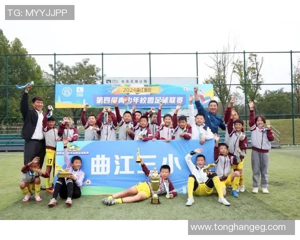 刘静专访：从绿茵场到人生舞台的足球旅程回顾与展望